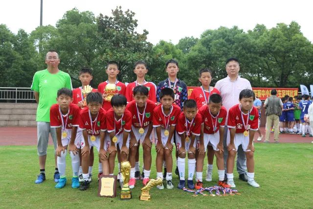 24岁前锋王家绘崛起 中国女篮或将征召新星